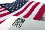 如何文件美国税而生活在国外外派共和国特色形象合理使用